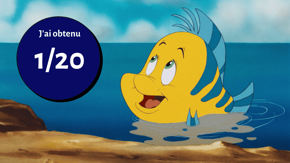 Poisson jaune et bleu animé avec une bulle disant "j'ai obtenu 1/20" sur fond de décor sous-marin avec un premier plan rocheux et une eau bleue, présenté dans les films Disney.