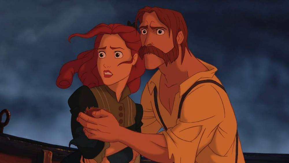 Une image animée de Disney montrant une femme aux cheveux roux et un homme barbu, tous deux avec des expressions surprises, regardant de côté sur un fond sombre et nuageux.