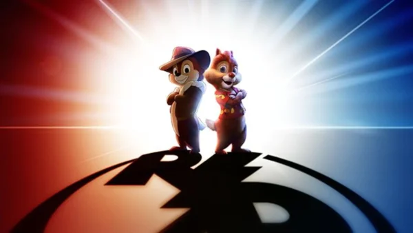 Chip and Dale, dans un éclairage spectaculaire, se tient sur un logo avec un cercle noir et un boulon blanc, mettant en valeur un mélange de mystère et d'aventure dans la scène Disney.