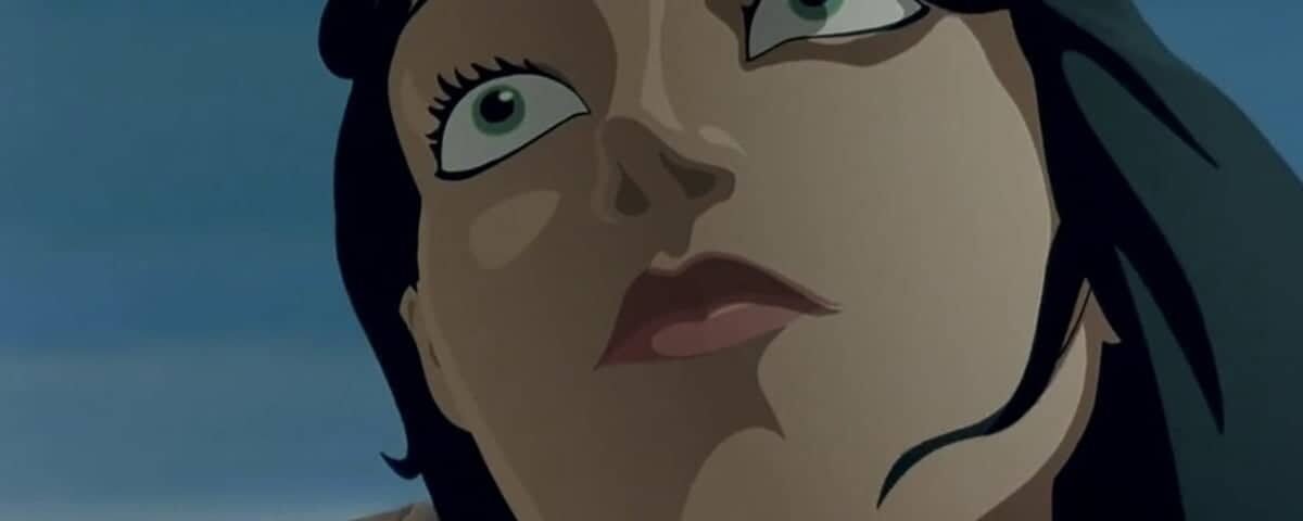 Un personnage féminin animé avec de grands yeux verts, des cheveux noirs et une peau pâle regarde vers le haut avec une expression inquiète, dans un paysage aride inspiré de Salvador Dalí.