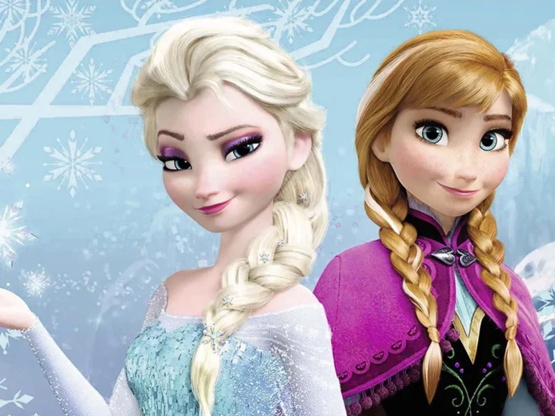 Image animée d'Elsa et Anna de "Reine des Neiges", avec Elsa montrant ses pouvoirs glacés et Anna souriant chaleureusement, sur un fond de forêt glacial et magique.