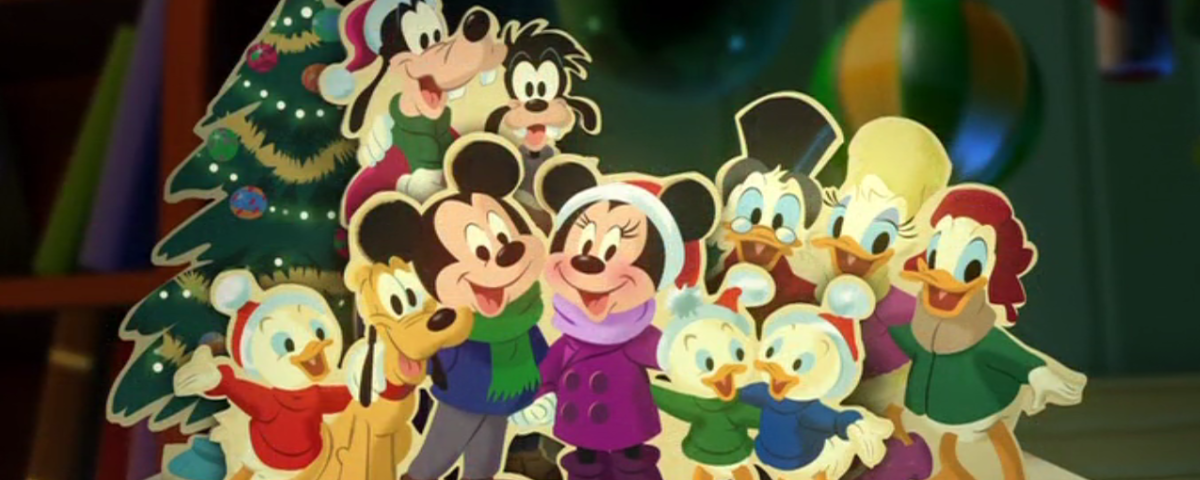 Les personnages de Disney se sont rassemblés joyeusement autour d'un sapin de Noël lors de "Il était deux fois Noël", mettant en vedette Mickey et Minnie Mouse, Dingo et Donald Duck accompagnés de ses neveux, tous souriants