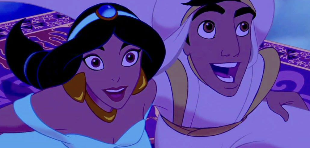 Illustration de Jasmine et Aladdin tirés d'un dessin animé, souriant ensemble sur un fond fantaisiste violet et bleu sur le thème de "Ce rêve bleu". Tous deux portent des vêtements traditionnels avec des accessoires pour la tête.