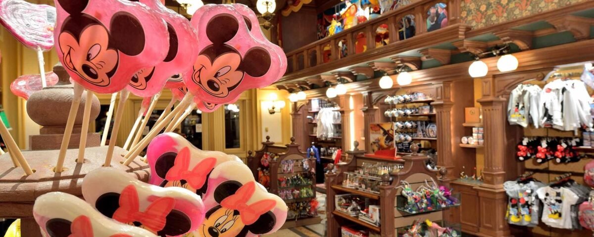Boutique Mickey Mouse à Disneyland Paris.