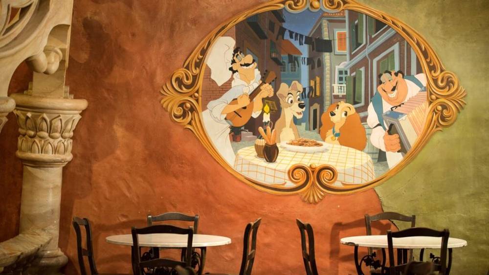 Restaurant La Belle et la Bête de Disney à Walt Disney World, également connu sous le nom de « Pizzeria Bella Notte » à Disneyland Paris.