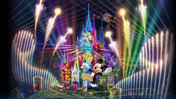 Une caricature de Mickey Mouse devant Disneyland.