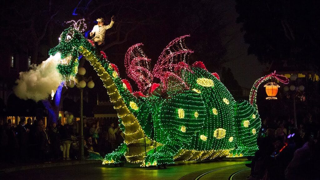 La parade illuminée des dragons à Disneyland Paris est un événement spectaculaire à ne pas manquer.