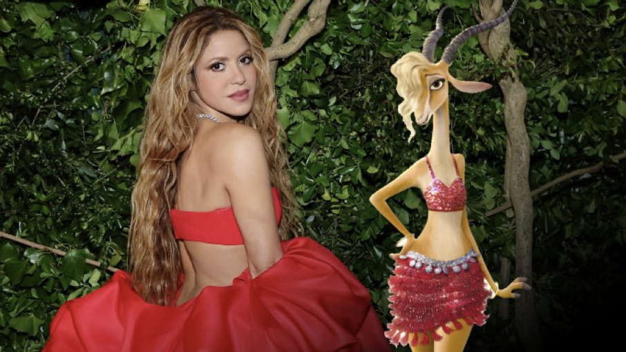 Une femme en robe rouge se tient à côté d'un personnage de gazelle animé dans une tenue rouge assortie, tous deux prêts à tout essayer, avec une verdure luxuriante en arrière-plan.