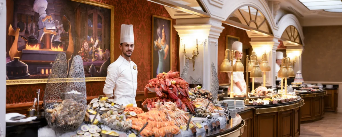disneyland paris restaurant royal banquet main 01