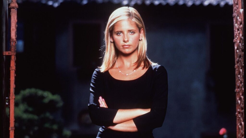 Buffy Contre Les Vampires : La Suite Officielle Avec Sarah Michelle Gellar Et La Nouvelle Tueuse En Tournage Depuis Août 2025