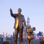 DISNEY DCB 30 LB TRIO REV TEXTED STEREO 20240126