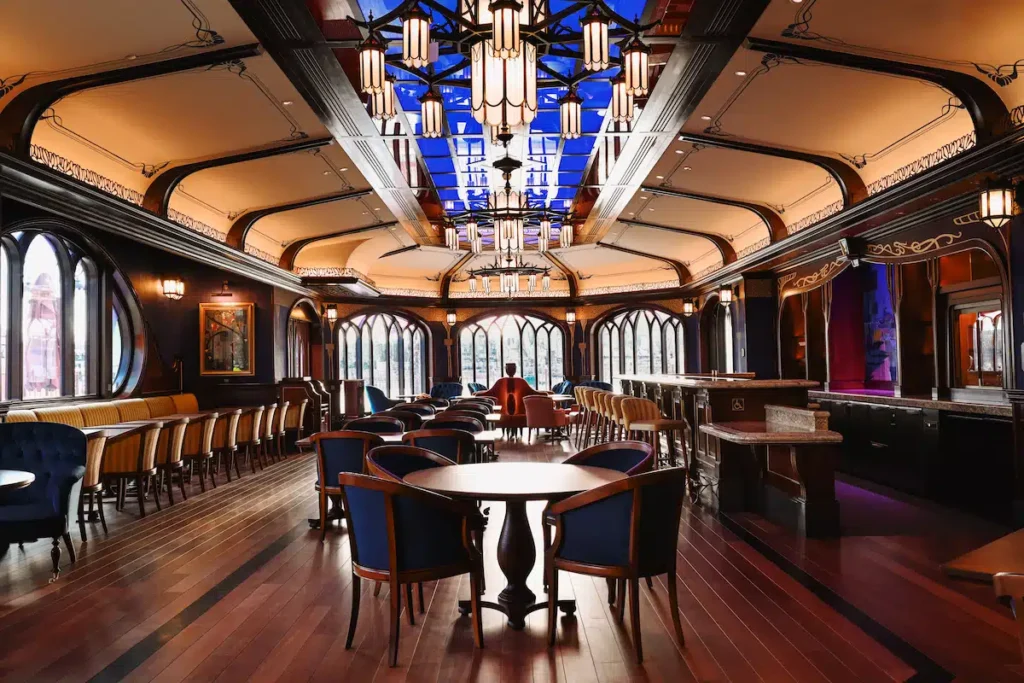 The Regal View Restaurant and Lounge 2