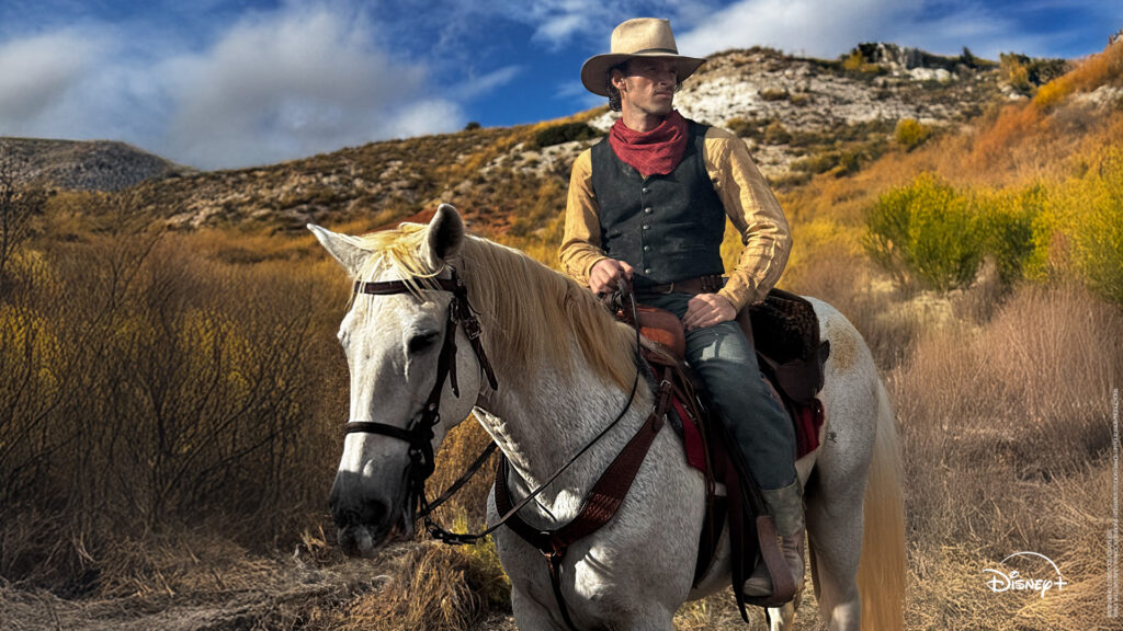 Lucky Luke : Disney+ Dévoile Le Premier Visuel De La Série Live-action Avec Alban Lenoir, Attendue Au Printemps 2026