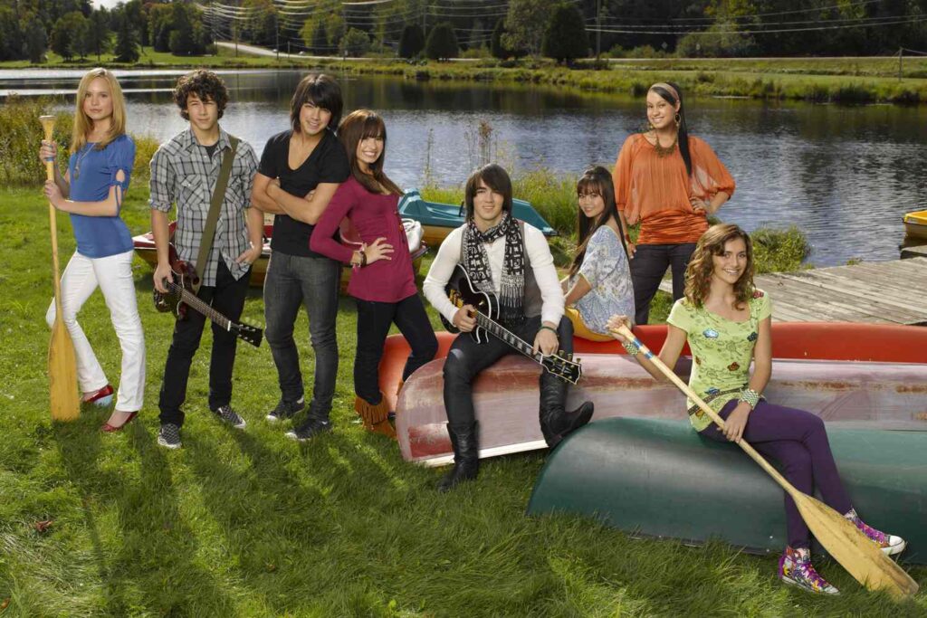 camp rock cast 060325 2d33085441f04fe3aa861bddbb3e5709
