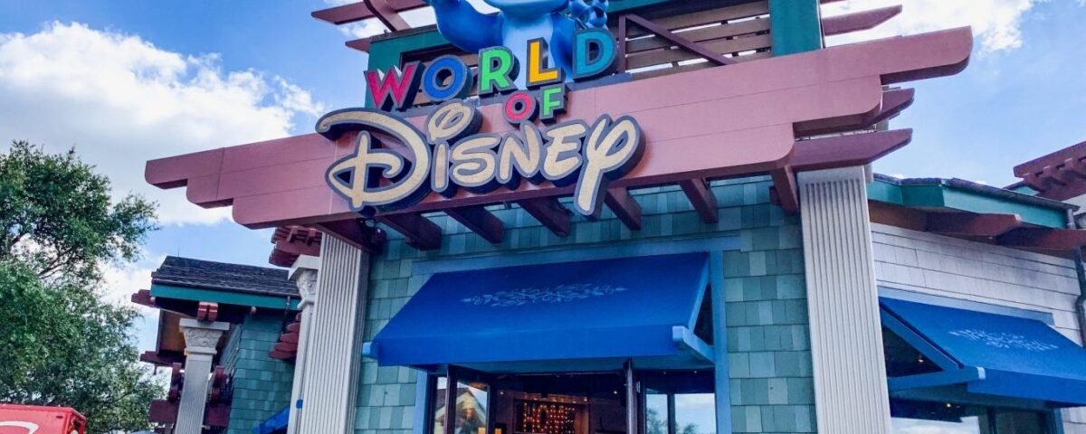 disney world shopping world of disney 1365x900 1