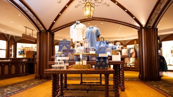 disneyland paris royal collection boutique 01 1024x576 1