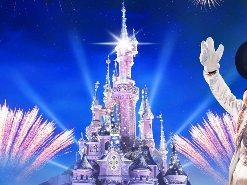 hd15082 2024sep04 world new year eve 2019 key visual 5 21