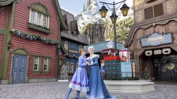 world of frozen hong kong disneyland 2024 01