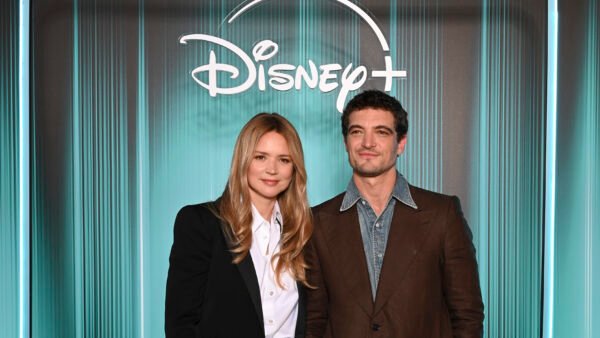 Virginie Efira Niels Schneider Solange.jpg