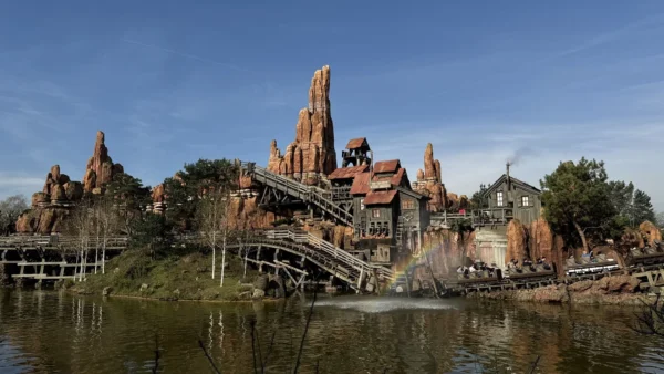 disneyland paris big thunder mountain