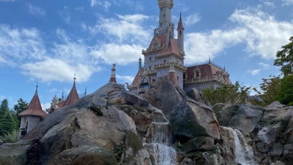 ranked lukes top 20 attractions at tokyo disneylan 22
