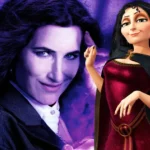 Une femme aux longs cheveux noirs et à l'expression malicieuse - rappelant Mère Gothel dans un Raiponce en prise de vue réelle - se tient derrière un personnage animé vêtu d'une robe rouge et d'une cape noire, tous deux levant un doigt dans la même pose ludique.