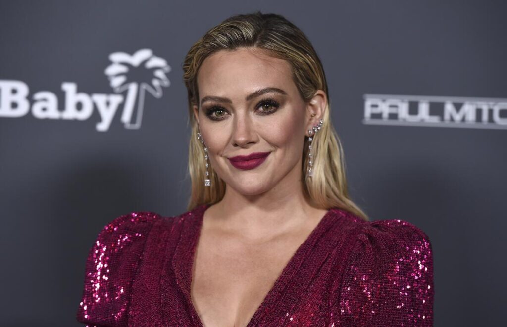 Hilary Duff De Retour En Musique : Son Album Luck Or Something, Son Single Roommates Et Sa Tournée Sold-out Après 18 Ans D'absence
