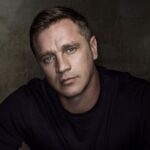 1 IEOE63UGF2mLzIz6hak7xw