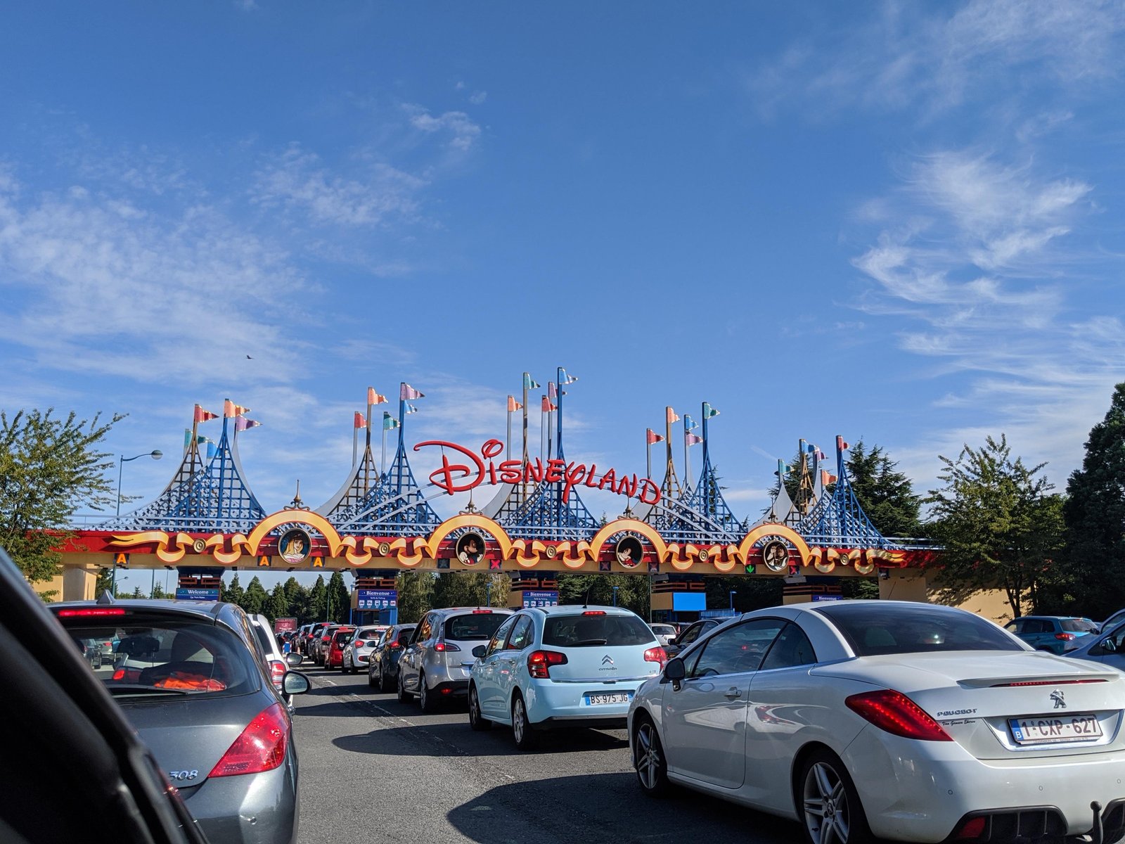 Accès En Voiture Et Stationnement À Disneyland Paris