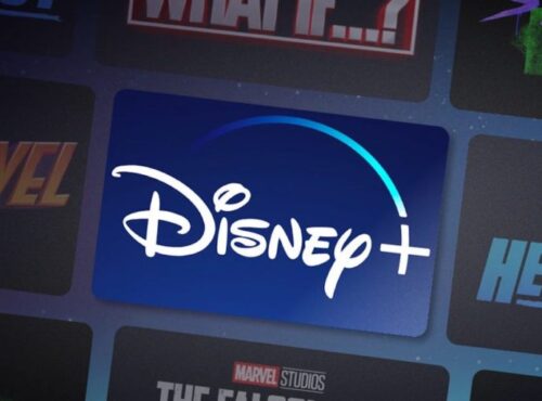 Le logo Disney+ est centré sur un fond bleu, entouré de divers titres de films des Marvel Studios, soulignant la disponibilité de la technologie Dolby Vision en Europe.
