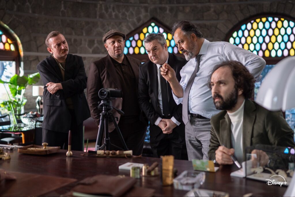 MV5BNGJjYTljODEtMThjYS00YWJjLWJhMmItZWM3YmE5NTZhMWQ4XkEyXkFqcGc@. V1