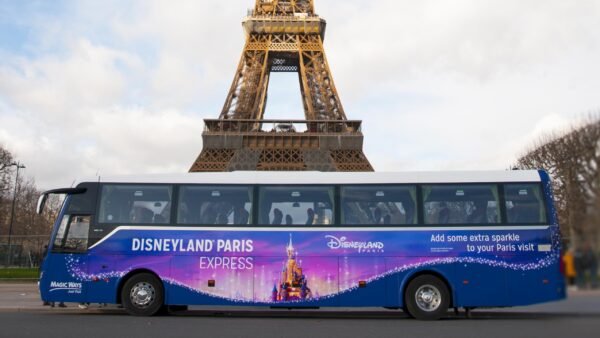 Magic Ways DSC 6555 2050dec31 world magic ways disneyland paris express shuttle 16 9 zoom tcm792 256872p1fjpg
