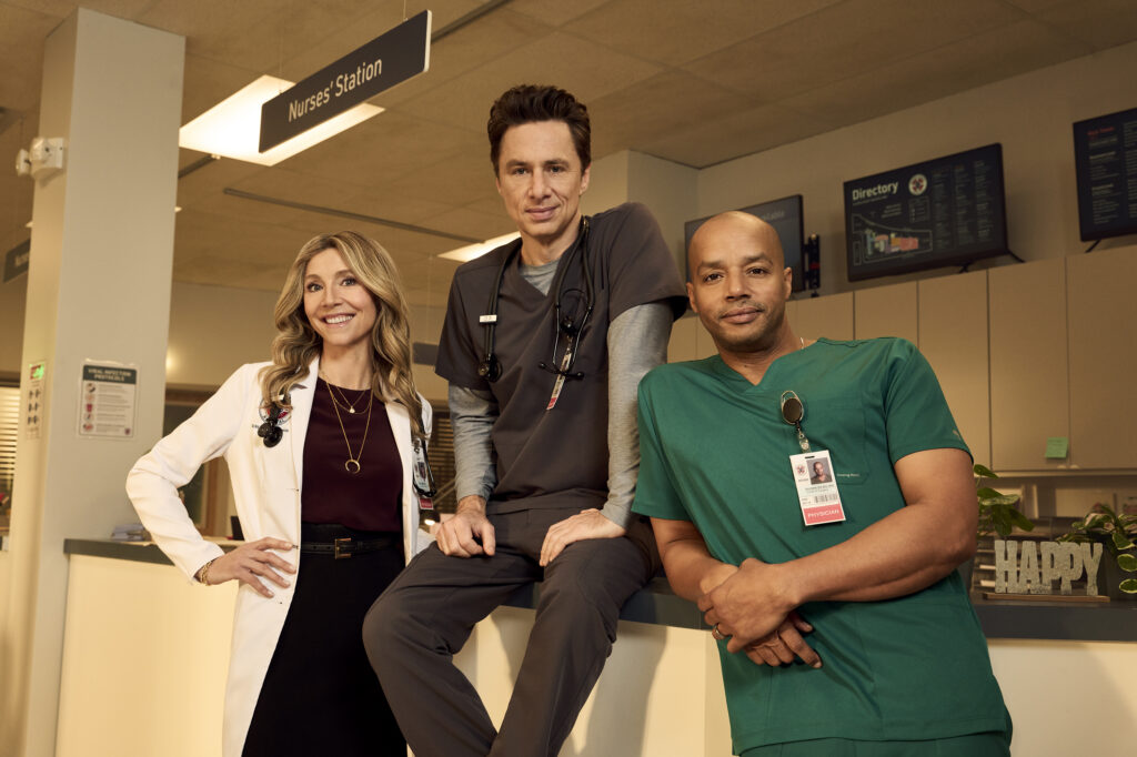 Scrubs De Retour Sur Disney+ : La Bromance J.d. & Turk Reprend Du Service Dès Le 15 Avril 2026 Avec Un Revival Plein De Nostalgie