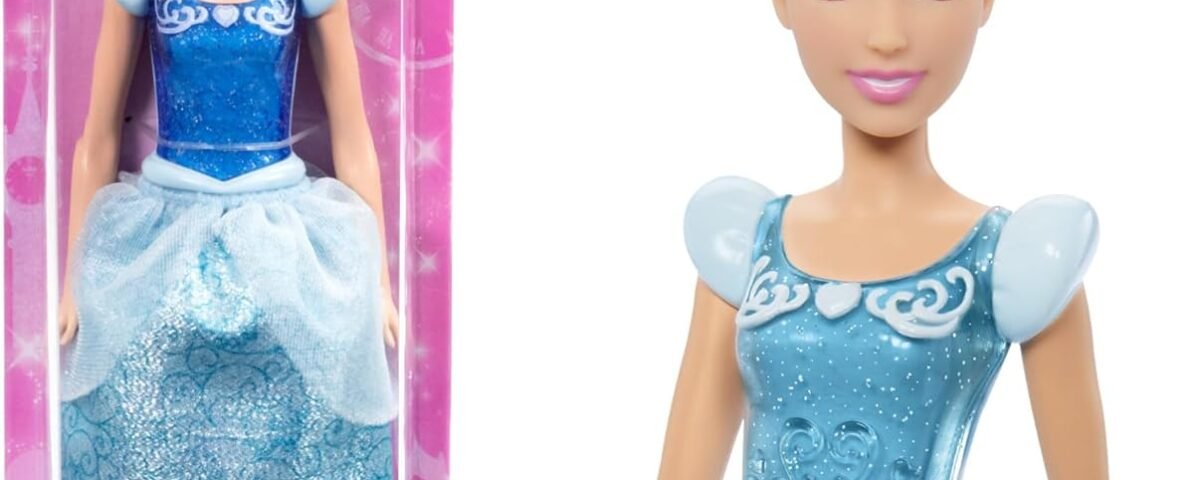 Mattel Princesses Disney Poupée Cendrillon articulée avec tenue scintillante et accessoires dont chaussures et diadème, Jouet Enfant, Dès 3 ans, HLW06