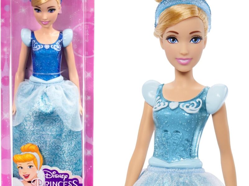 Mattel Princesses Disney Poupée Cendrillon articulée avec tenue scintillante et accessoires dont chaussures et diadème, Jouet Enfant, Dès 3 ans, HLW06