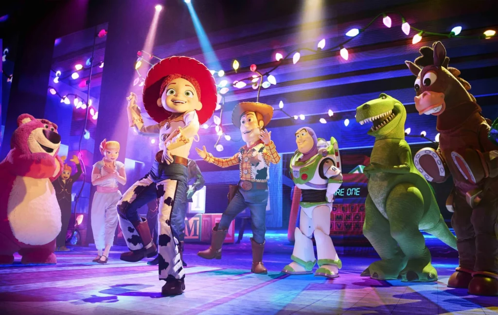 Disneyland Paris : 40 Ans Pixar En Attractions Et Spectacles – Toy Story, Cars Et Là-haut