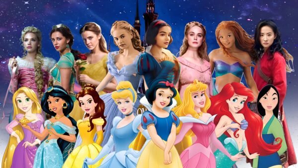 Une rangée de princesses animées de Disney se tient devant, avec des actrices en prise de vue réelle qui interprètent les mêmes princesses - soulignant la diversité et la représentation - sur un fond de nuit étoilée avec un château.