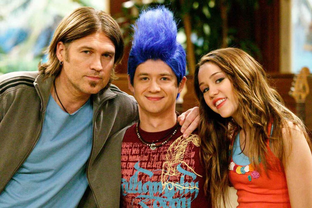 Hannah Montana : Jason Earles Révèle Avoir Menti Sur Son Âge Pour Obtenir Le Rôle De Jackson