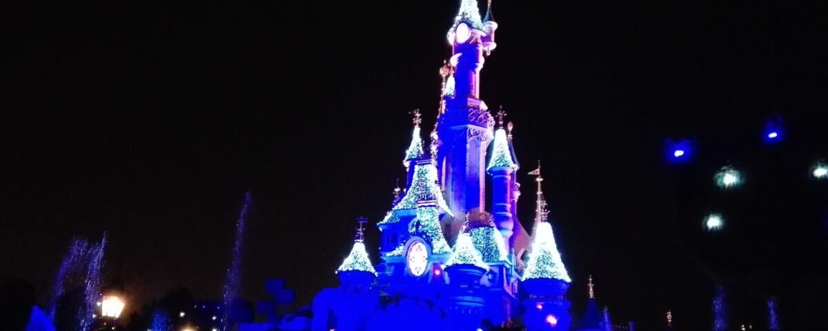 ChateauNoelDisneyland