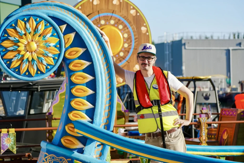 Célébration À Arendelle : Comment Thomas Gallou A Créé Les Bateaux Du Nouveau Spectacle Sur La Baie De World Of Frozen À Disneyland Paris