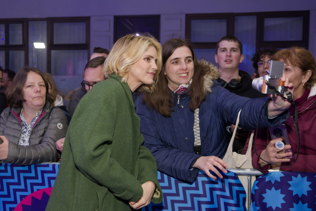 Séries Mania 2026 : Disney+ Crée L’événement Avec The Testaments, Lucky Luke Et Dear Killer Nannies