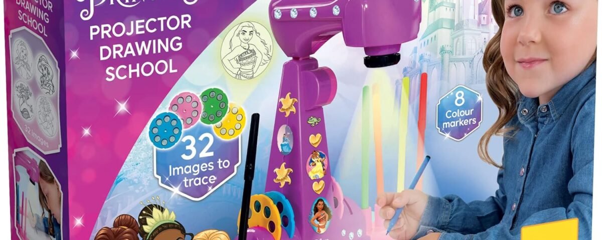 Lisciani - PRINCESSES DISNEY - École de Dessins par Projection - Pour Enfants dès 5 Ans - Apprendre à Dessiner avec un Modèle Projeté - Kit Dessins Complet avec Modèles, Papier et Crayons - Création
