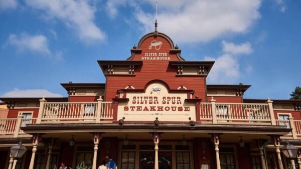 silver spur restaurant at disneyland paris to debut new menu later this week