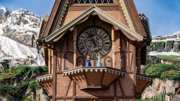 Clock Tower World of Frozen