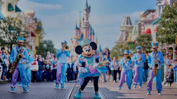 Disneyland Paris banner