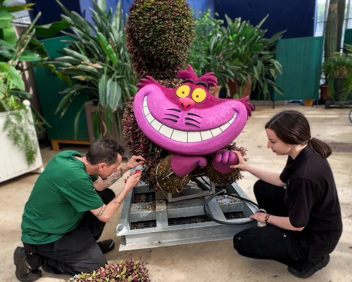 Disneyland Paris : De Nouvelles Topiaires Saisonnières Arrivent Sur Central Plaza