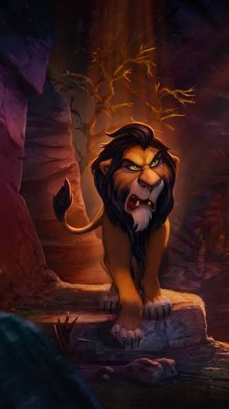 Un lion animé à la crinière sombre se tient debout sur un rocher, dans un décor sombre et spectaculaire, éclairé par un faisceau de lumière venant d’en haut — capturant ainsi la présence majestueuse du Roi Lion, comme s’il prenait vie grâce à la technologie Audio-Animatronics dans une attraction inoubliable.